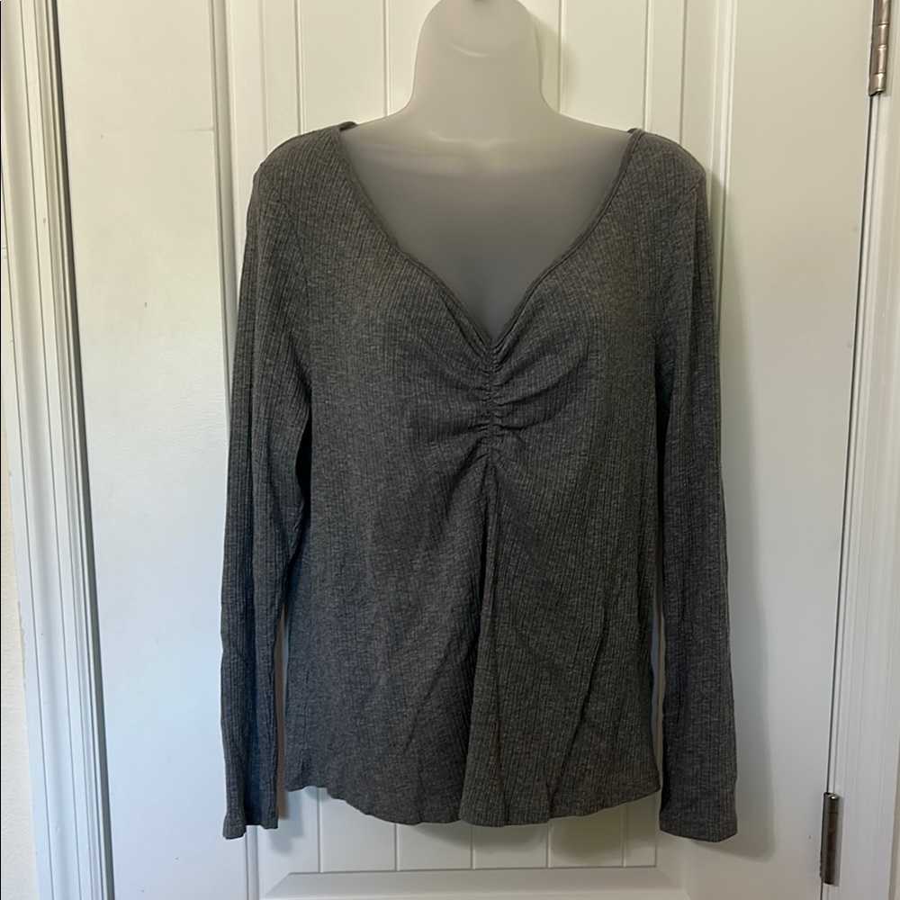 Old Navy Gray Ruched V-Neck Blouse